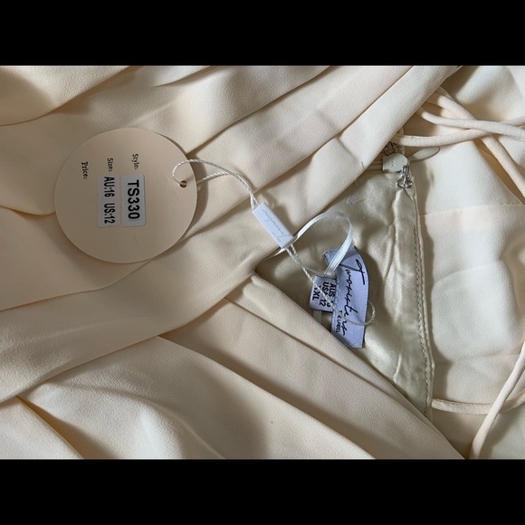 MORGAN DRESS - CREAM - Picture 3 of 3